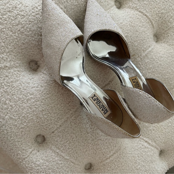Badgley Mischka Sparkling Ivory High-Heel shoes - Picture 10 of 10